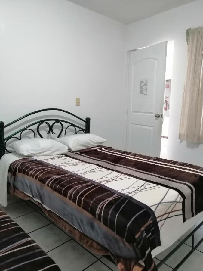 Hostal Maple Querétaro Exterior foto